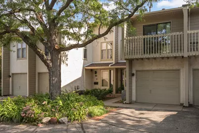 315 1/2 8th Street SE, Minneapolis, MN 55414 - Photo 1