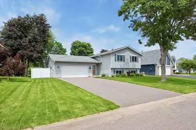 5533 Golfview Lane N, Oakdale, MN 55128 - Photo 1