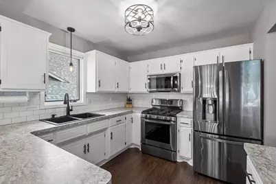 5533 Golfview Lane N, Oakdale, MN 55128 - Photo 11