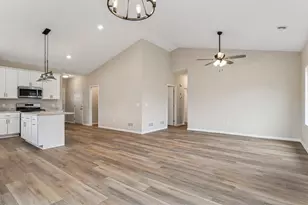 4905 Evergreen Dr N, Hugo, MN 55038 - Photo 5