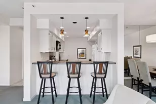 1201 Yale Pl, Minneapolis, MN 55403 - Photo 7