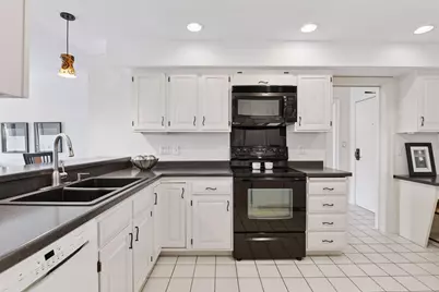 1201 Yale Place #407, Minneapolis, MN 55403 - Photo 9