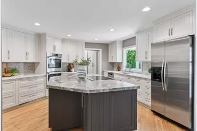 8621 W 29th Street, Saint Louis Park, MN 55426 - Photo 1