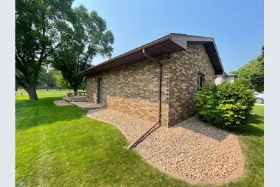 1119 Main Street, Breckenridge, MN 56520 - Photo 11