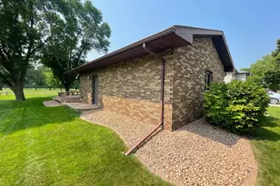 1119 Main St, Breckenridge, MN 56520 - Photo 11