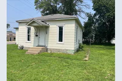 1212 9th Avenue SW, Austin, MN 55912 - Photo 1