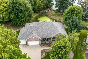 4525 Alicia Dr, Eagan, MN 55077 - Photo 3