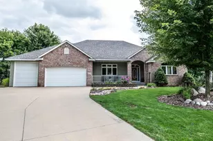 4525 Alicia Dr, Eagan, MN 55077 - Photo 1