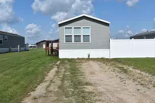 1019 1st St W, Thief River Falls, MN 56701 - Photo 1