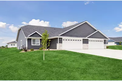 611 Field Point Street, Roberts, WI 54023 - Photo 1