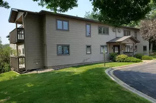 6601 Buckley Cir, Inver Grove Heights, MN 55076 - Photo 1