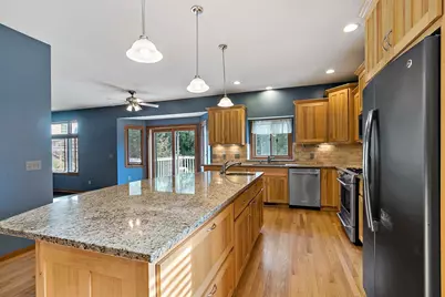 3960 Versailles Court, Eagan, MN 55123 - Photo 5