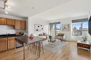 929 Portland Ave, Minneapolis, MN 55404 - Photo 1