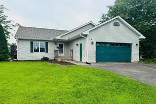 102 Oak Dr, Clayton, WI 54004 - Photo 1