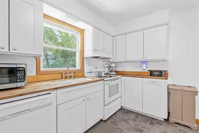 11809 SW 72nd Avenue, Ellendale, MN 56026 - Photo 9