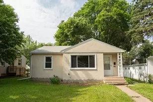 1518 4th St N, South Saint Paul, MN 55075 - Photo 1