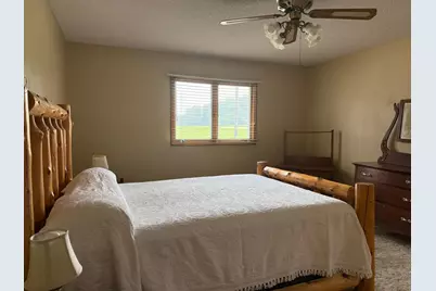 1432 Regency Lane, Albert Lea, MN 56007 - Photo 9