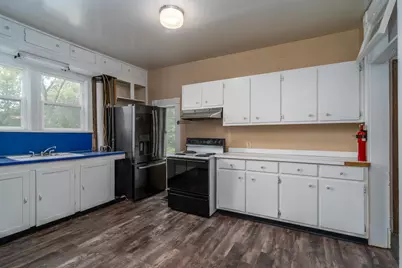 215 Main Avenue N, Red Lake Falls, MN 56750 - Photo 15