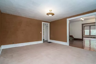 215 Main Avenue N, Red Lake Falls, MN 56750 - Photo 7