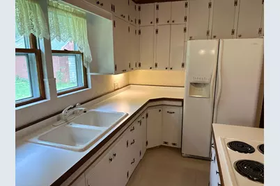 58454 220th Street, Austin, MN 55933 - Photo 3