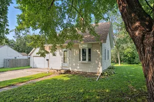 1427 Baxter Ave N, Glencoe, MN 55336 - Photo 1