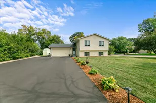 5530 55th Cir NE, Albertville, MN 55301 - Photo 1