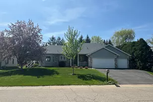 203 Carver Creek Pl, Carver, MN 55315 - Photo 37
