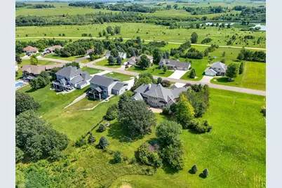 3706 Pebble Hills Dr, Fergus Falls, MN 56537 - Photo 83