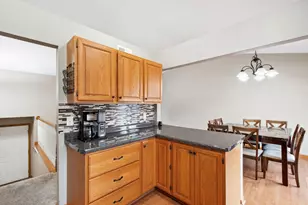 10200 Upper 205th St W, Lakeville, MN 55044 - Photo 7