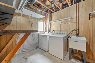 435 Garfield St, Dresser, WI 54009 - Photo 33