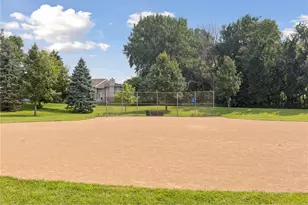 3487 York Dr, Woodbury, MN 55125 - Photo 27