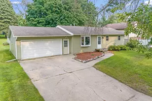 1314 Holland St, Fairmont, MN 56031 - Photo 1