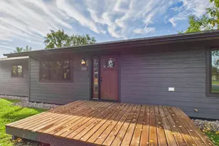 306 Elk St NW, Warroad, MN 56763 - Photo 3