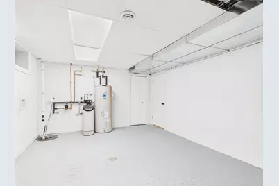 306 Elk Street NW, Warroad, MN 56763 - Photo 51