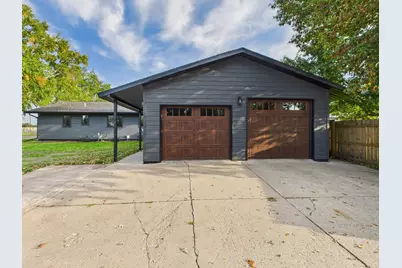 306 Elk Street NW, Warroad, MN 56763 - Photo 5