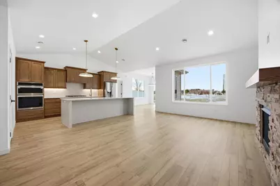 4769 32nd Street S, Fargo, ND 58104 - Photo 5