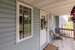 704 Pleasant View Ln, Litchfield, MN 55355 - Photo 3