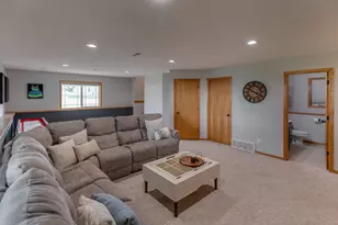 704 Pleasant View Ln, Litchfield, MN 55355 - Photo 31