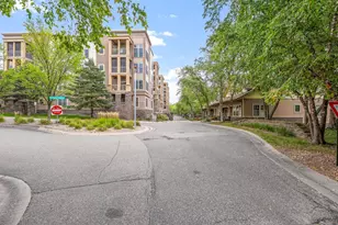 2225 Village Ter, Bloomington, MN 55431 - Photo 35