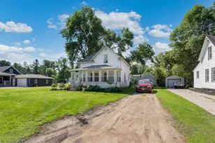 203 W Oak St, Osakis, MN 56360 - Photo 3