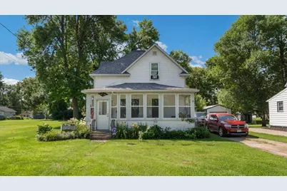 203 W Oak Street, Osakis, MN 56360 - Photo 1