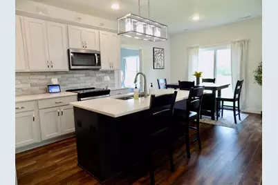 510 Kodiak Drive NW, Stewartville, MN 55976 - Photo 5