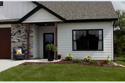 510 Kodiak Drive NW, Stewartville, MN 55976 - Photo 3