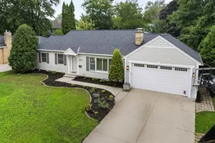 5036 W 56th St, Edina, MN 55436 - Photo 1