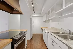 6305 Colony Way, Edina, MN 55435 - Photo 17