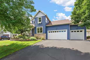 613 Diamond Dr, Hudson, WI 54016 - Photo 1