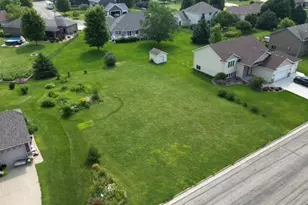 1301 28th St SW, Austin, MN 55912 - Photo 1