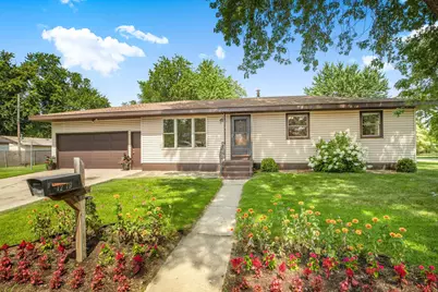 1219 12th Street SE, Saint Cloud, MN 56304 - Photo 1