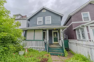 612 E 8th St, Duluth, MN 55805 - Photo 1