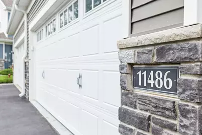 11486 81st Place N, Maple Grove, MN 55369 - Photo 5